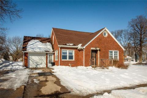 304 S Division St, Stuart, IA 50250 photo 1