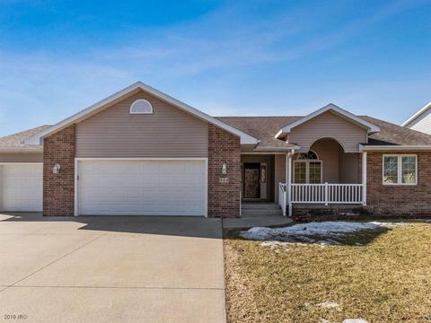 904 Apache St, Nevada, IA 50201 photo 1