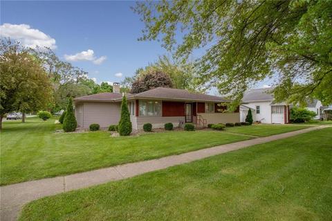 323 N Main St, Stuart, IA 50250 photo 1