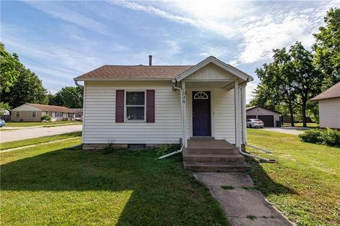 1326 Douglas Ave, Ames, IA 50010 photo 1