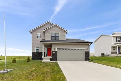 1404 NE 2nd St, Stuart, IA 50250 photo 1