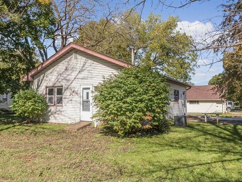 403 SW 3rd St, Stuart, IA 50250 photo 1