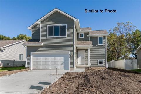 2304 Windcrest Dr, Granger, IA 50109 photo 1