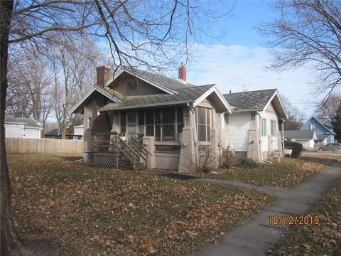 2002 W 3rd St, Perry, IA 50220 photo 1
