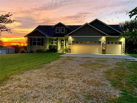 4649 SE Powers Dr, Runnells, IA 50237 photo 1