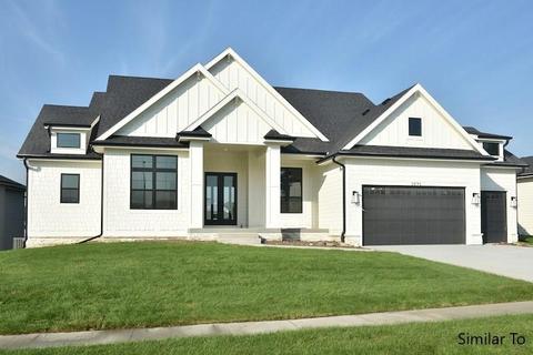 17663 Baxter Ct, Clive, IA 50325 photo 1