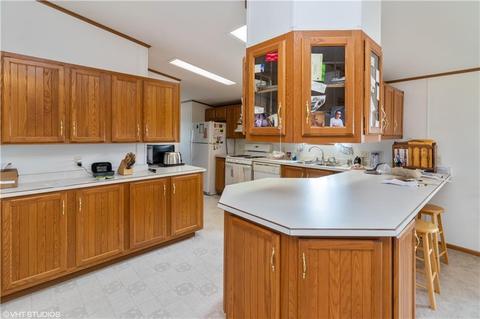 3048 Benson St, Weldon, IA 50264 photo 4