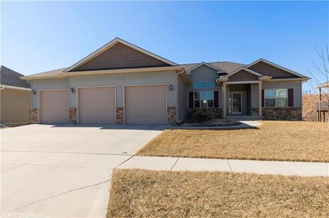 3101 Red Fox Rd, Ames, IA 50014 photo 1
