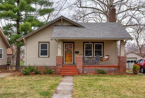 2015 40th Pl, Des Moines, IA 50310 photo 1