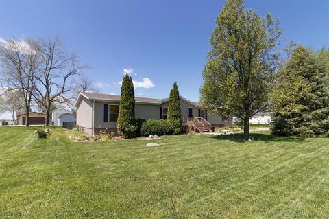 412 S Summit St, Stuart, IA 50250 photo 1