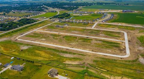 1205 Willow Dr, Huxley, IA 50124