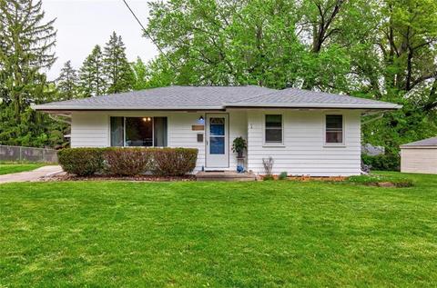 2703 Dosh Rd, Des Moines, IA 50310 photo 1