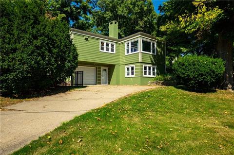 1712 36th St, Des Moines, IA 50310 photo 1