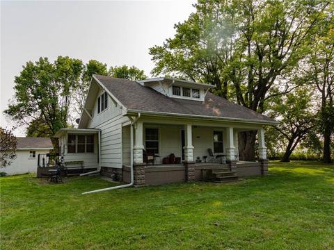 724 SW 3rd St, Stuart, IA 50250 photo 1