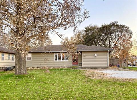 104 Mathews Dr, Gilbert, IA 50105 photo 1