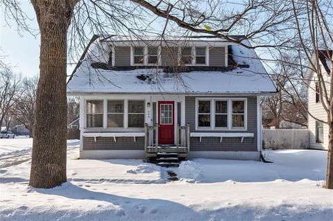 404 Main St, Maxwell, IA 50161 photo 1