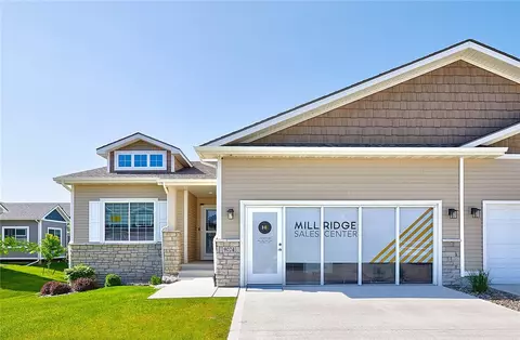 9024 Calpurnia Dr, West Des Moines, IA 50266