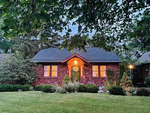 3414 Franklin Ave, Des Moines, IA 50310 photo 1