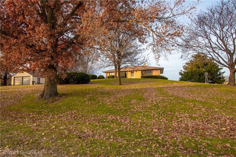 19607 570th St, Lacona, IA 50139 35 Photos MLS 641788 Movoto