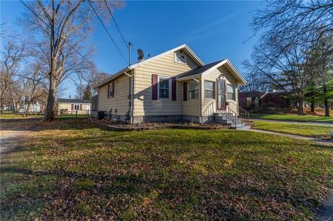 1237 E 26th St, Des Moines, IA 50317 photo 1