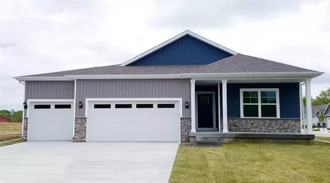 1095 Spruce St, Waukee, IA 50263 photo 1