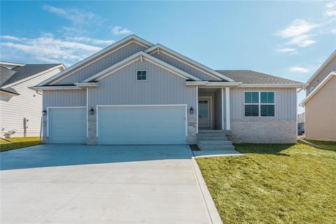 217 11th Ct NW, Bondurant, IA 50035