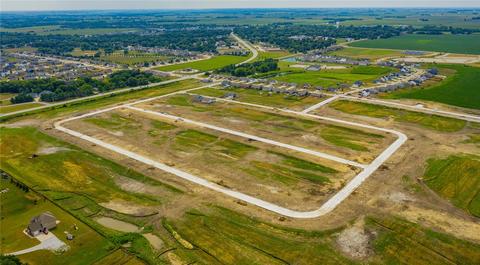 412 Wicker Dr, Huxley, IA 50124