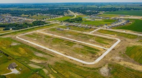 515 Wicker Dr, Huxley, IA 50124