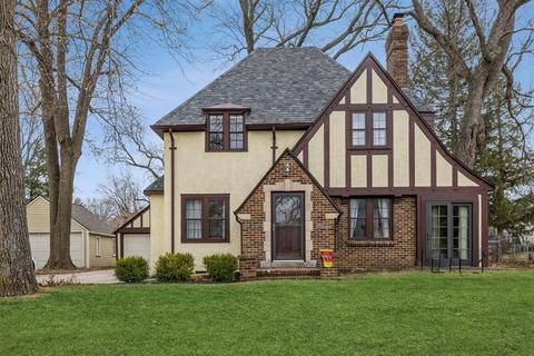 2054 Cessa St, Ames, IA 50014 photo 1