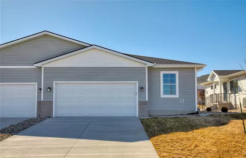 1512 Primrose Dr SE, Altoona, IA 50009