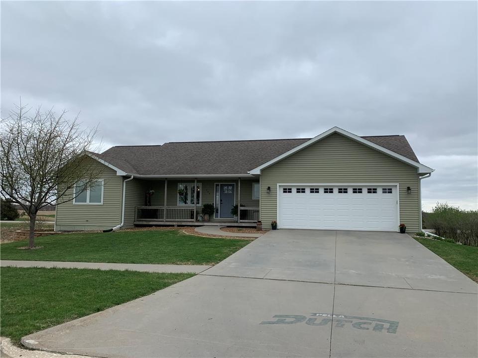 799 183rd Pl, Pella, IA 50219 23 Photos MLS 650430 Movoto