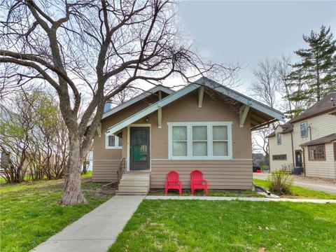 702 Ash Ave, Ames, IA 50014 photo 1