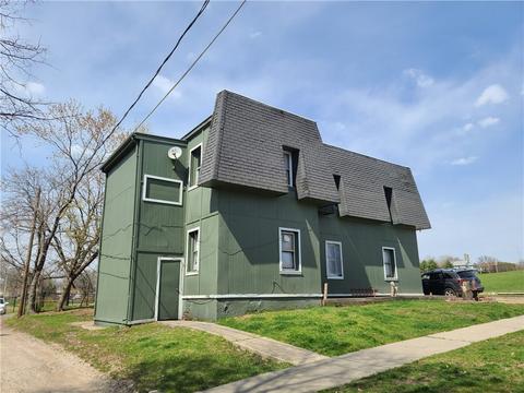 702 E 9th St, Des Moines, IA 50309