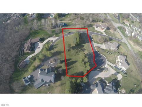 1315 S 36th Ct, West Des Moines, IA 50265