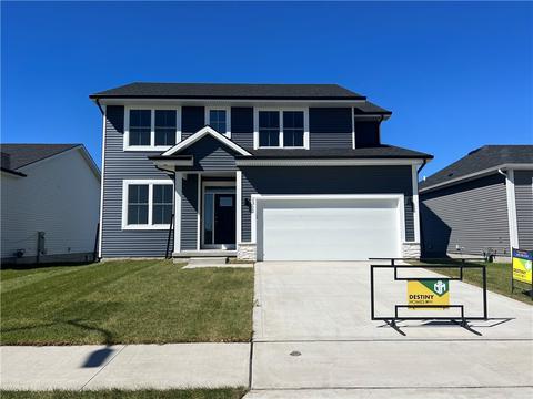 2312 Paine St NE, Bondurant, IA 50035