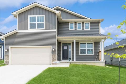 526 Kingfisher Dr, Norwalk, IA 50211