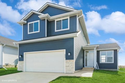 600 Kingfisher Dr, Norwalk, IA 50211