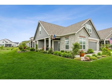 17573 Baxter Dr, Clive, IA 50325 photo 1
