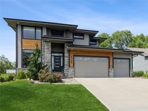 625 Silverleaf Ln, Waukee, IA 50263 photo 1