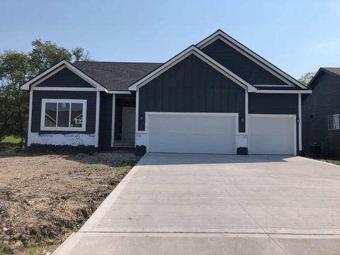 1528 Marina Cove Dr, Polk City, IA 50226
