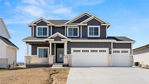 5208 149th St, Urbandale, IA 50323