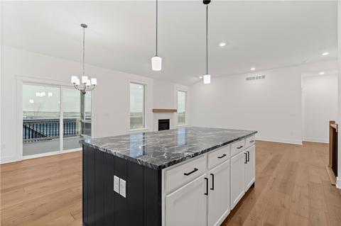 1421 NW Brandywine Ln, Waukee, IA 50263