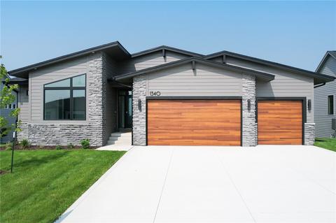 1340 NW Alderleaf Dr, Waukee, IA 50263