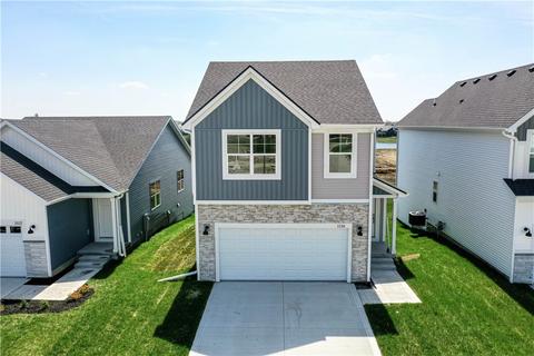 1118 NW Yorktown Dr, Waukee, IA 50263