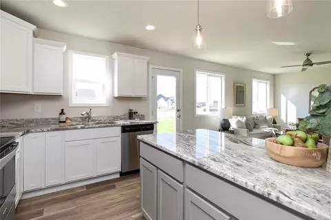 705 3rd St NW, Bondurant, IA 50035