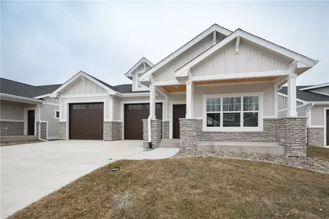 2525 SW Vineyard Ln, Ankeny, IA 50023