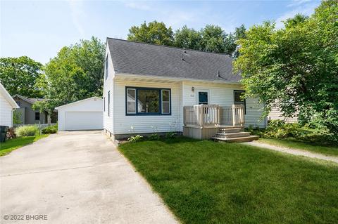 412 18th St, Ames, IA 50010 photo 1