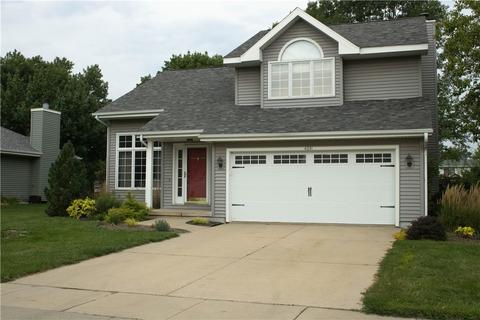 4031 Riverside Dr NE, Cedar Rapids, IA 52411 photo 1