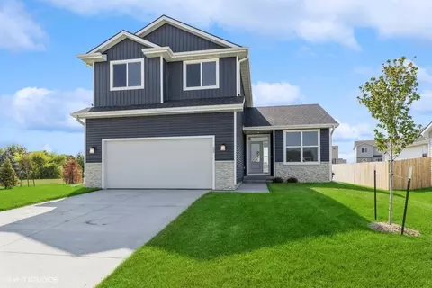 22 NW Pike Cir, Waukee, IA 50263