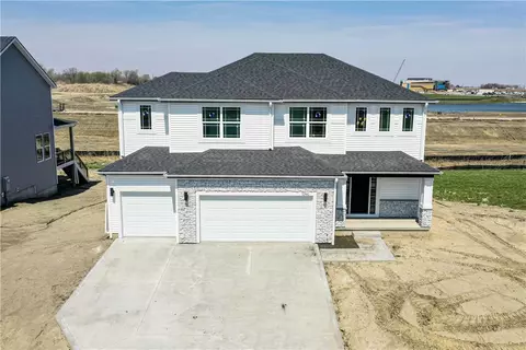 1391 NW Brandywine Ln, Waukee, IA 50263
